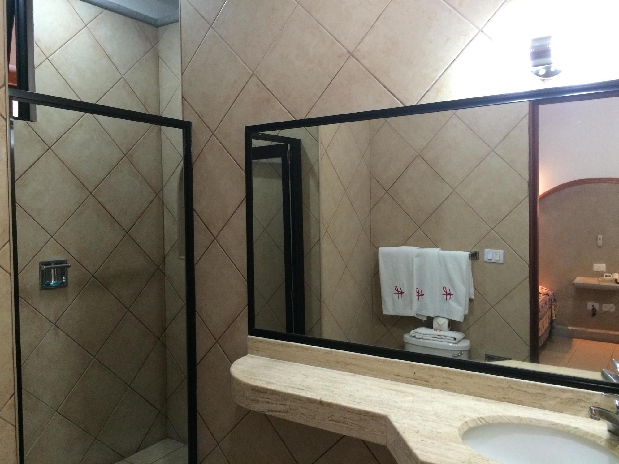 Hotel Fenix Tapachula Ngoại thất bức ảnh