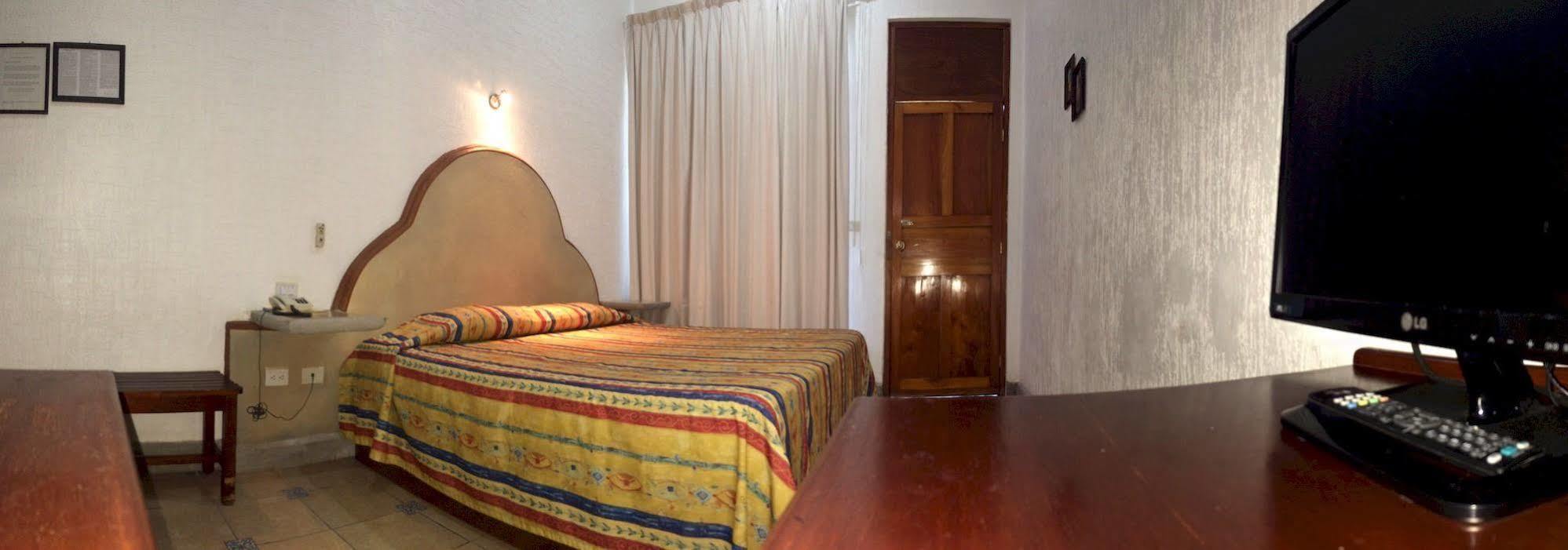 Hotel Fenix Tapachula Ngoại thất bức ảnh