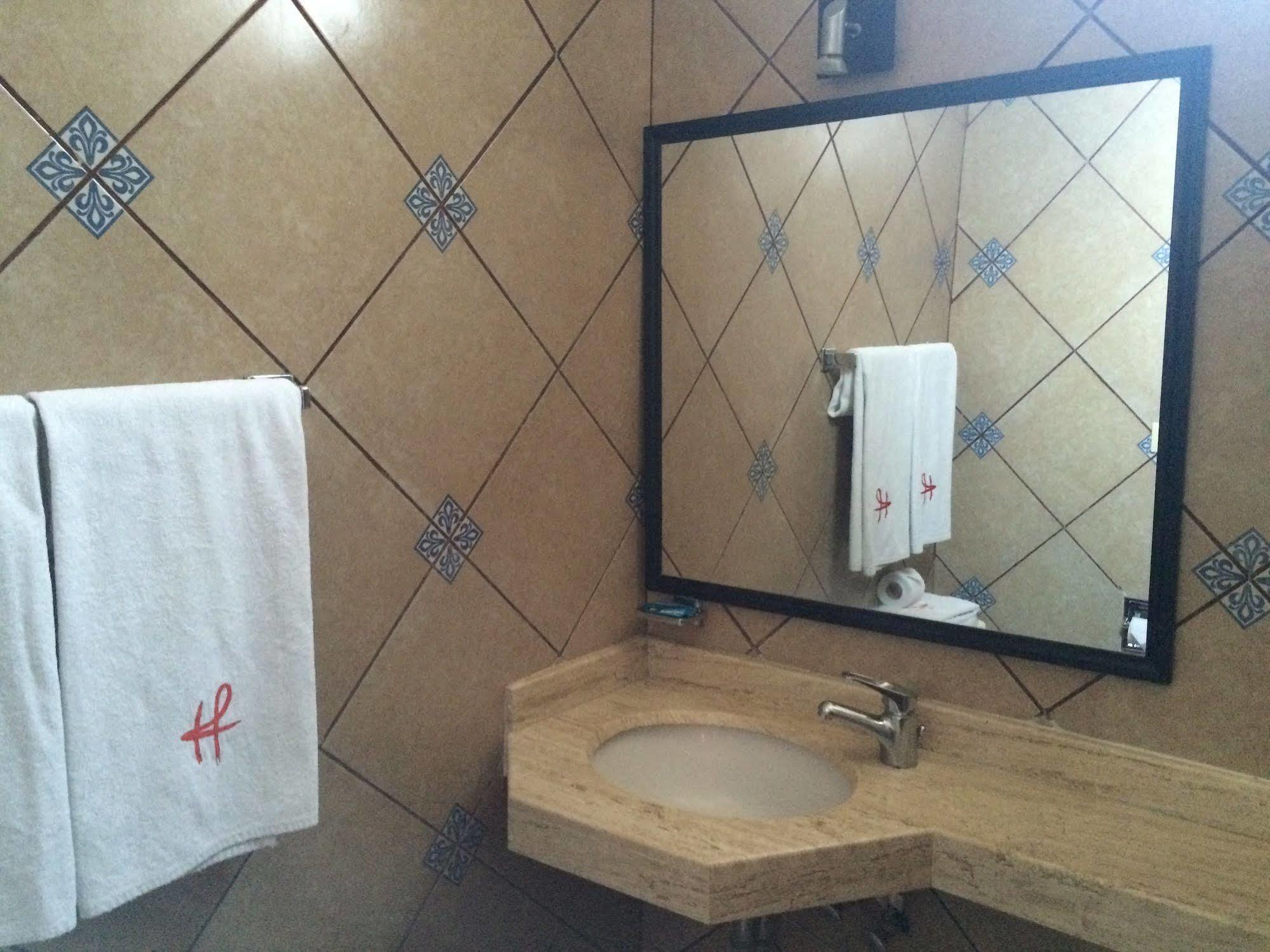 Hotel Fenix Tapachula Ngoại thất bức ảnh