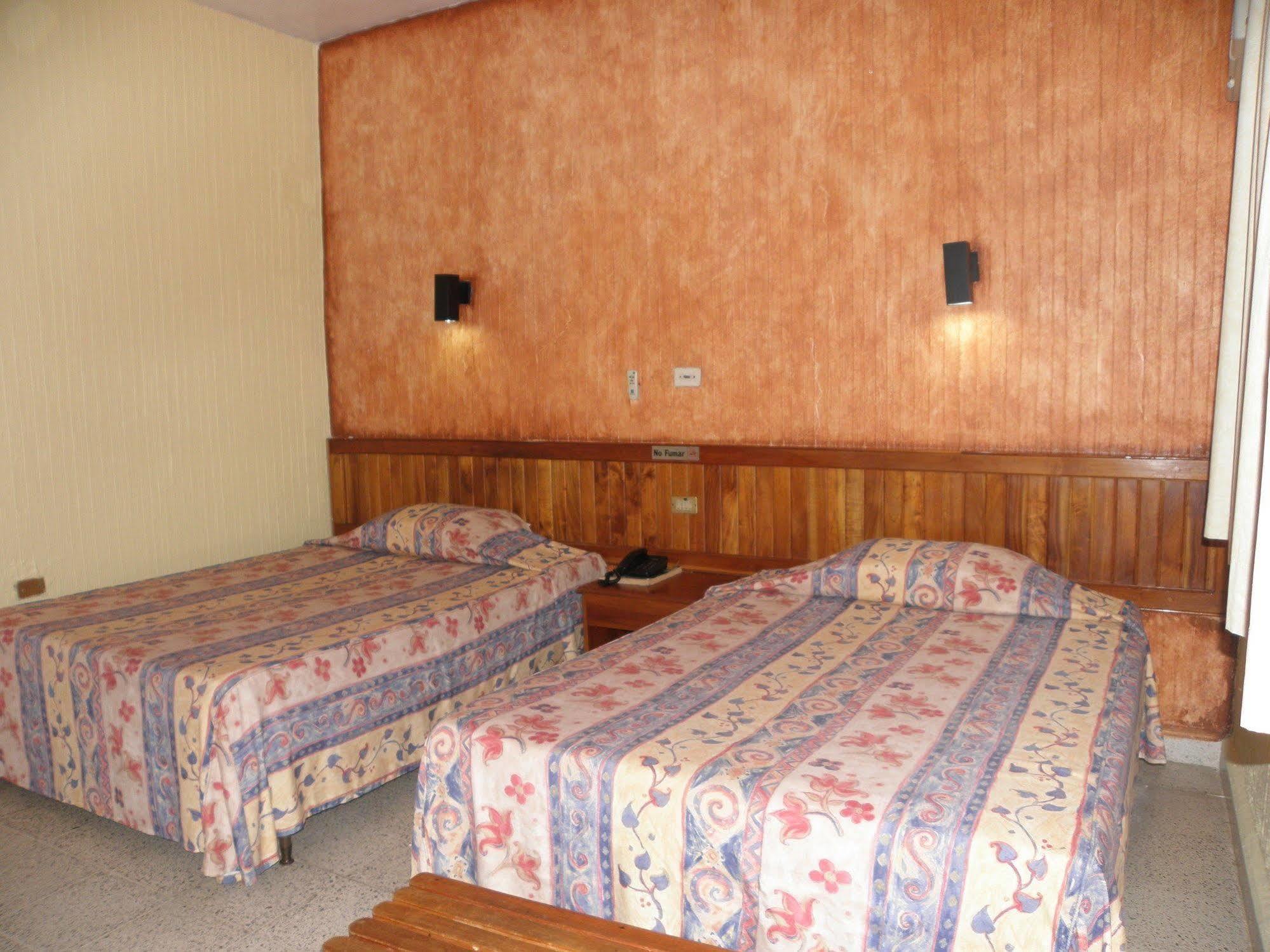 Hotel Fenix Tapachula Ngoại thất bức ảnh